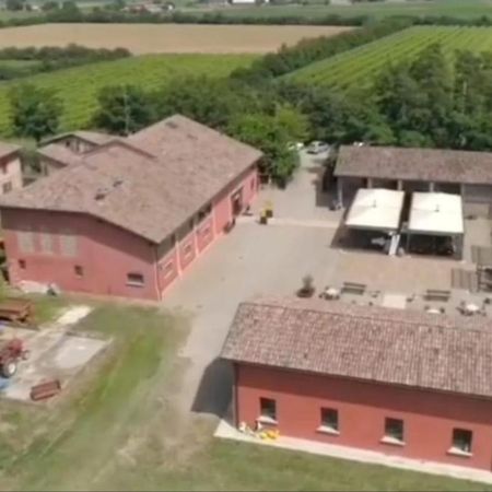 Agriturismo Corte Dei Landi Cade Kültér fotó